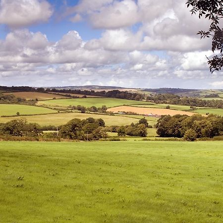 Three Gates Farm Holiday Cottages Huntsham Bagian luar foto