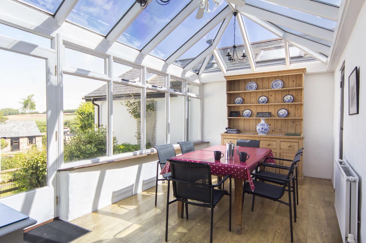 Three Gates Farm Holiday Cottages Huntsham Bagian luar foto