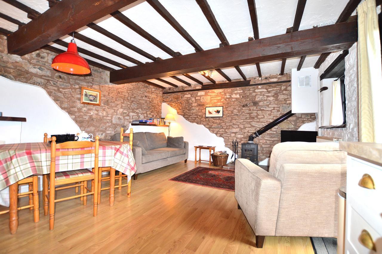 Three Gates Farm Holiday Cottages Huntsham Bagian luar foto